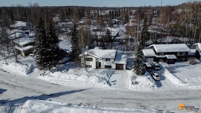 3006 Ambergate Drive, Anchorage, AK 99504