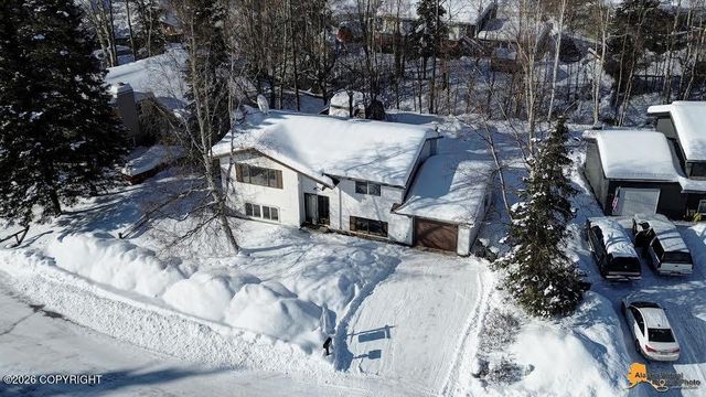 3006 Ambergate Drive, Anchorage, AK 99504