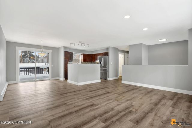 3006 Ambergate Drive, Anchorage, AK 99504