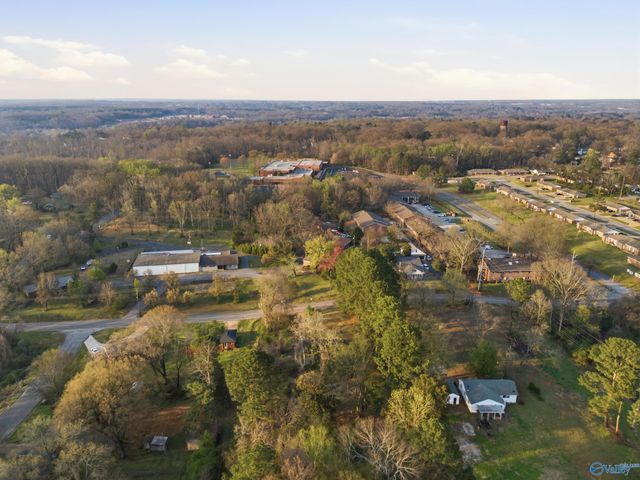 803 Cypress Mill Road, Florence, AL 35630