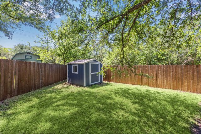115 Oriole CV, Cedar Creek, TX 78612