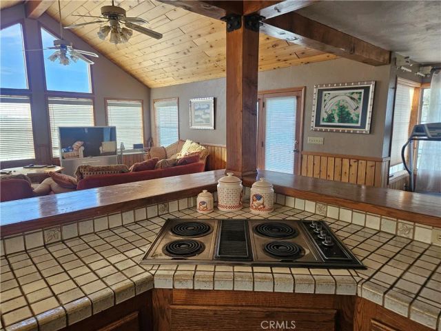 2831 Cygnet, Pinon Hills, CA 92372