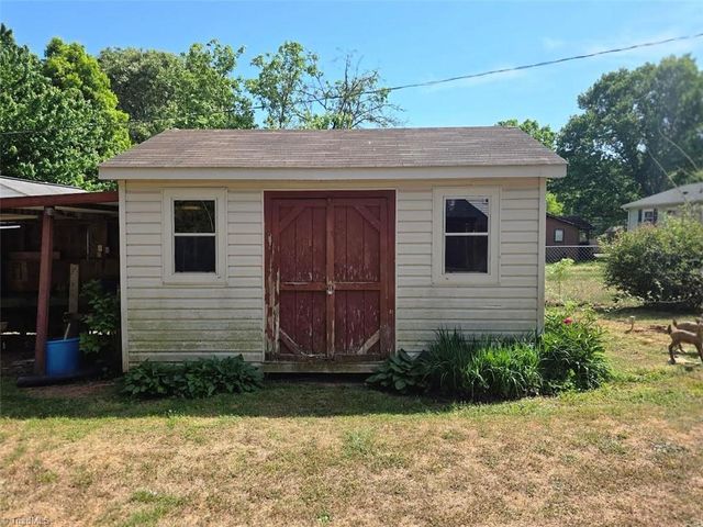 614 Bryant Street, Eden, NC 27288