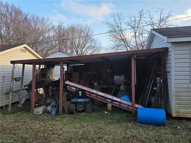 614 Bryant Street, Eden, NC 27288