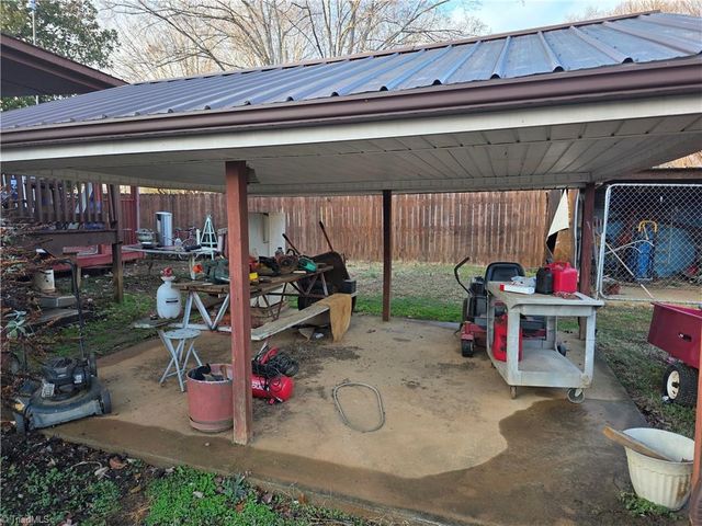 614 Bryant Street, Eden, NC 27288