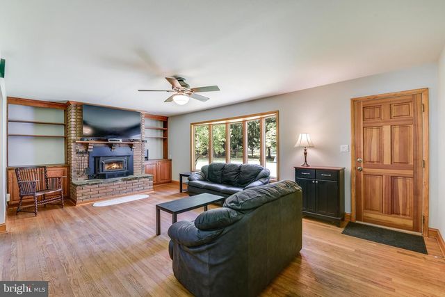 8408 MARYLAND RD, Pasadena, MD 21122