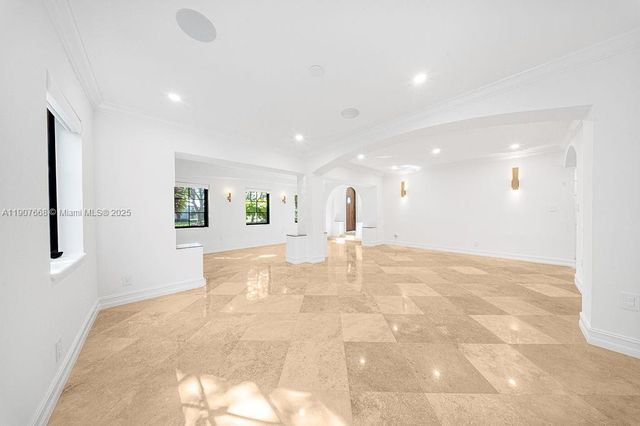 4685 SW 13th Ter, Miami, FL 33134