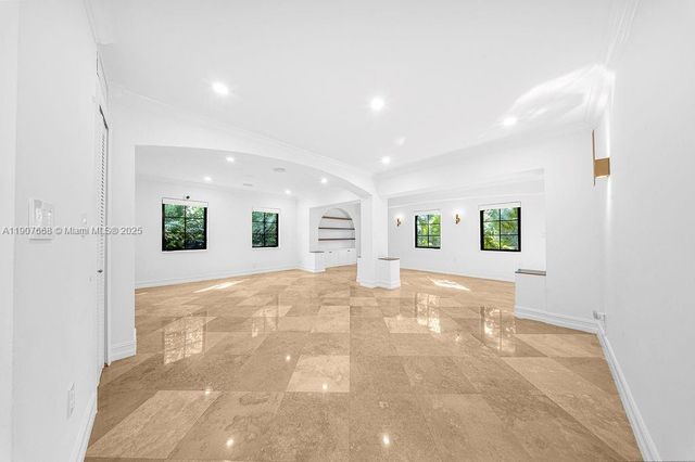 4685 SW 13th Ter, Miami, FL 33134