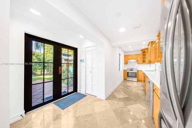 4685 SW 13th Ter, Miami, FL 33134