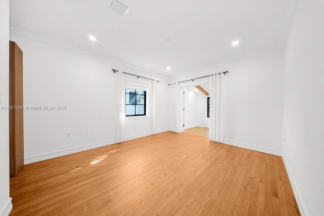 4685 SW 13th Ter, Miami, FL 33134