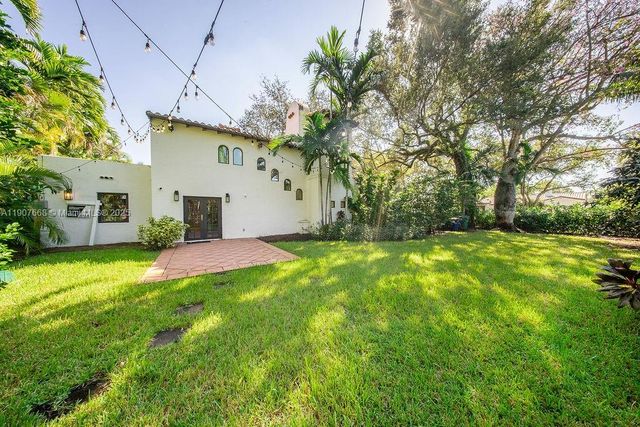 4685 SW 13th Ter, Miami, FL 33134