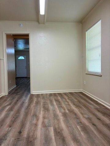 1805 Thelma Lane, Pasadena, TX 77502