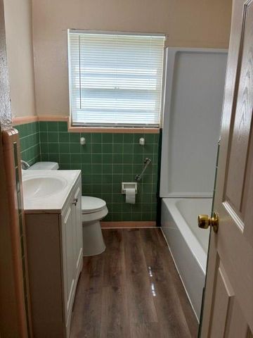 1805 Thelma Lane, Pasadena, TX 77502