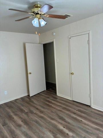 1805 Thelma Lane, Pasadena, TX 77502