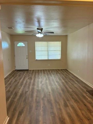 1805 Thelma Lane, Pasadena, TX 77502