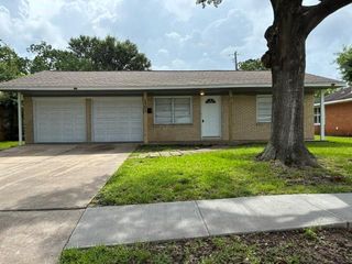 1805 Thelma Lane, Pasadena, TX 77502