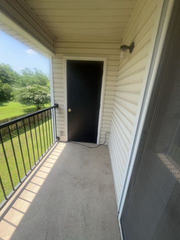 125 NE Johnson Avenue 20, Burleson, TX 76028