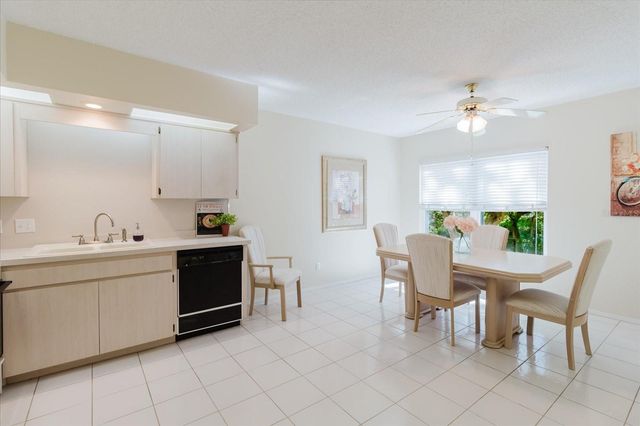 2209 UTOPIAN DRIVE E 207, Clearwater, FL 33763