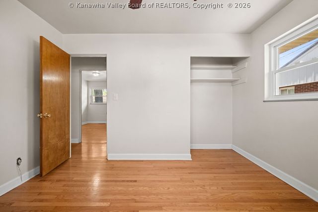 2044 LINCOLN Avenue, St Albans, WV 25177