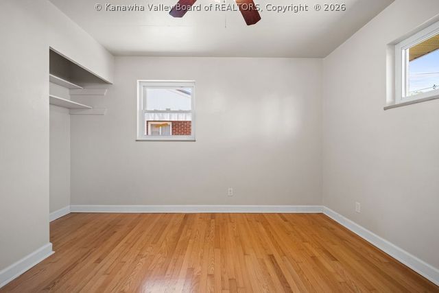 2044 LINCOLN Avenue, St Albans, WV 25177