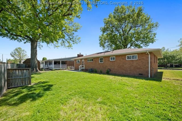 2044 LINCOLN Avenue, St Albans, WV 25177