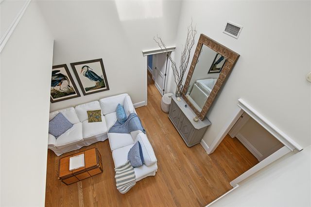 10 Islamorada, Hitchcock, TX 77563