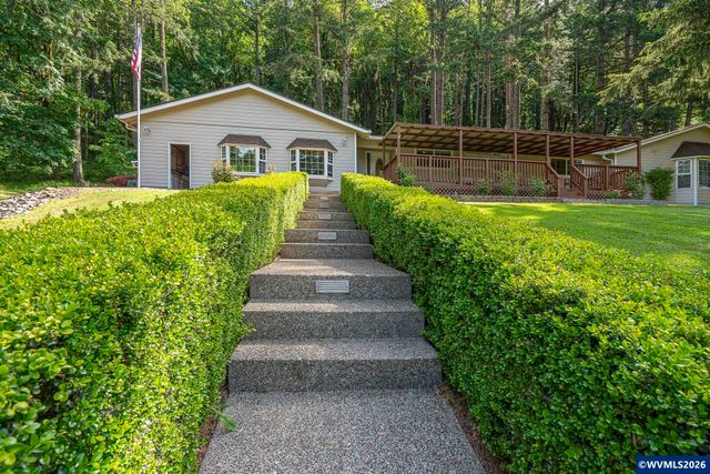 546 Bonnie Ct NW, Salem, OR 97304