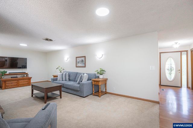 546 Bonnie Ct NW, Salem, OR 97304