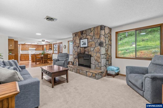 546 Bonnie Ct NW, Salem, OR 97304