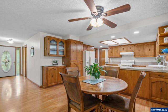 546 Bonnie Ct NW, Salem, OR 97304