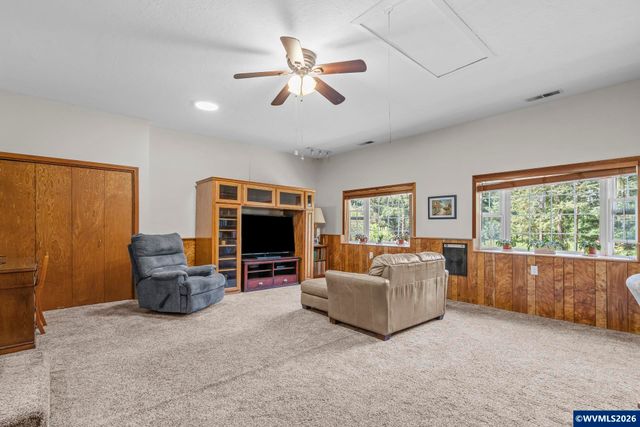 546 Bonnie Ct NW, Salem, OR 97304