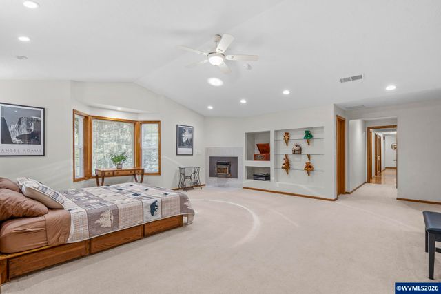 546 Bonnie Ct NW, Salem, OR 97304