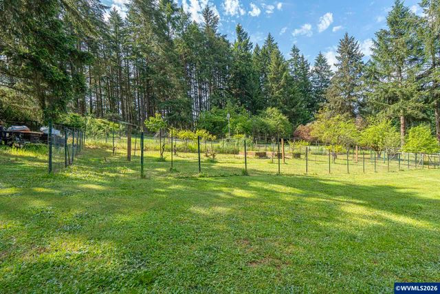 546 Bonnie Ct NW, Salem, OR 97304