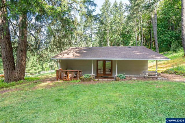 546 Bonnie Ct NW, Salem, OR 97304