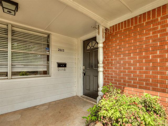 2013 Hardy Drive, Edmond, OK 73013