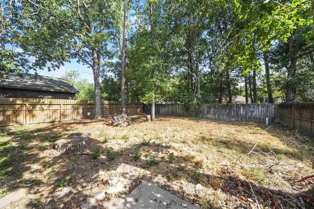 28630 Lochlevan Court, Huffman, TX 77336