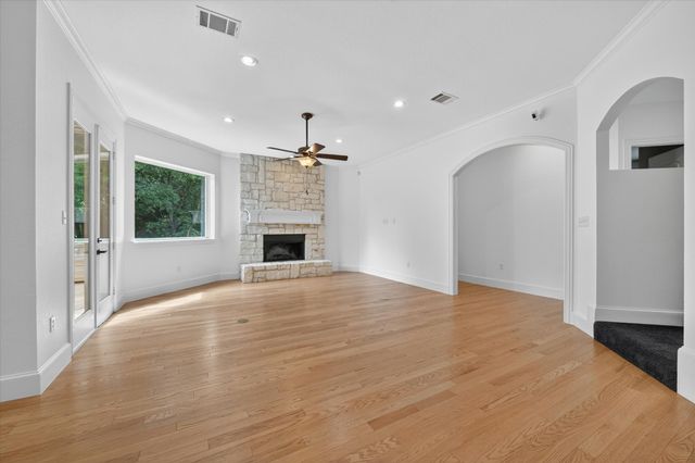 8517 Stallion Street, Denton, TX 76208