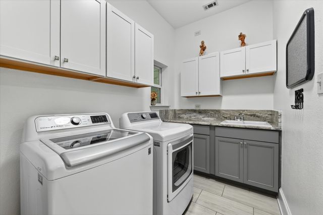 8517 Stallion Street, Denton, TX 76208