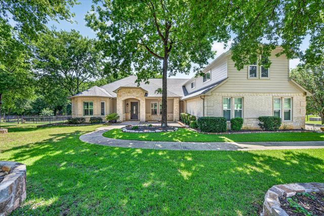 8517 Stallion Street, Denton, TX 76208