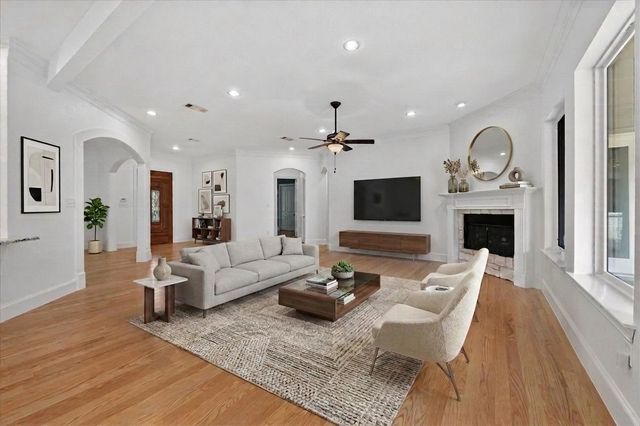 8517 Stallion Street, Denton, TX 76208