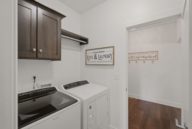 8206 W Kackley Cir, Wichita, KS 67205