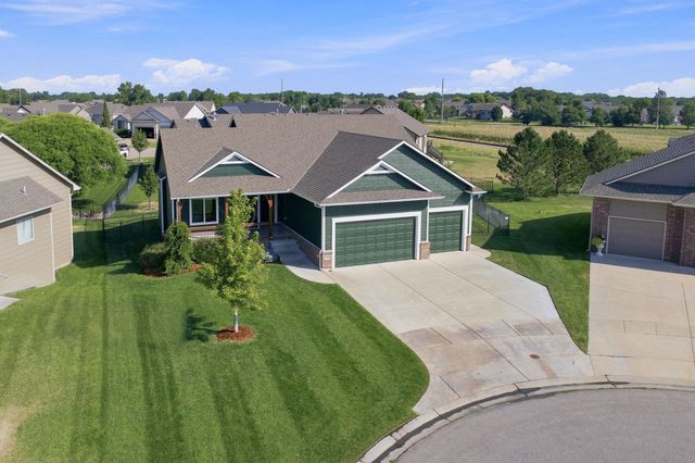 8206 W Kackley Cir, Wichita, KS 67205