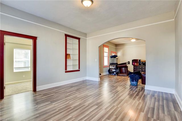 1215 Freeman AVE, Chesapeake, VA 23324