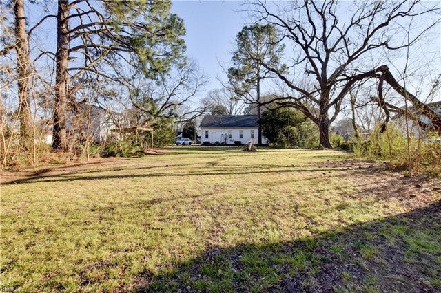 1215 Freeman AVE, Chesapeake, VA 23324