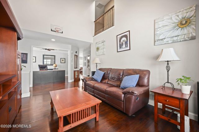 237 Century Way, Manalapan, NJ 07726