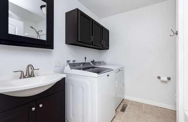 508 N Park Street, Prairie City, IA 50228