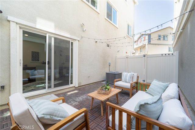 9110 Foster, Chatsworth, CA 91311