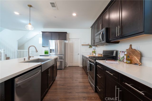 9110 Foster, Chatsworth, CA 91311