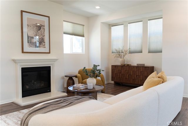 9110 Foster, Chatsworth, CA 91311