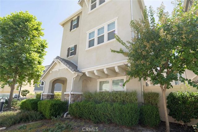 9110 Foster, Chatsworth, CA 91311